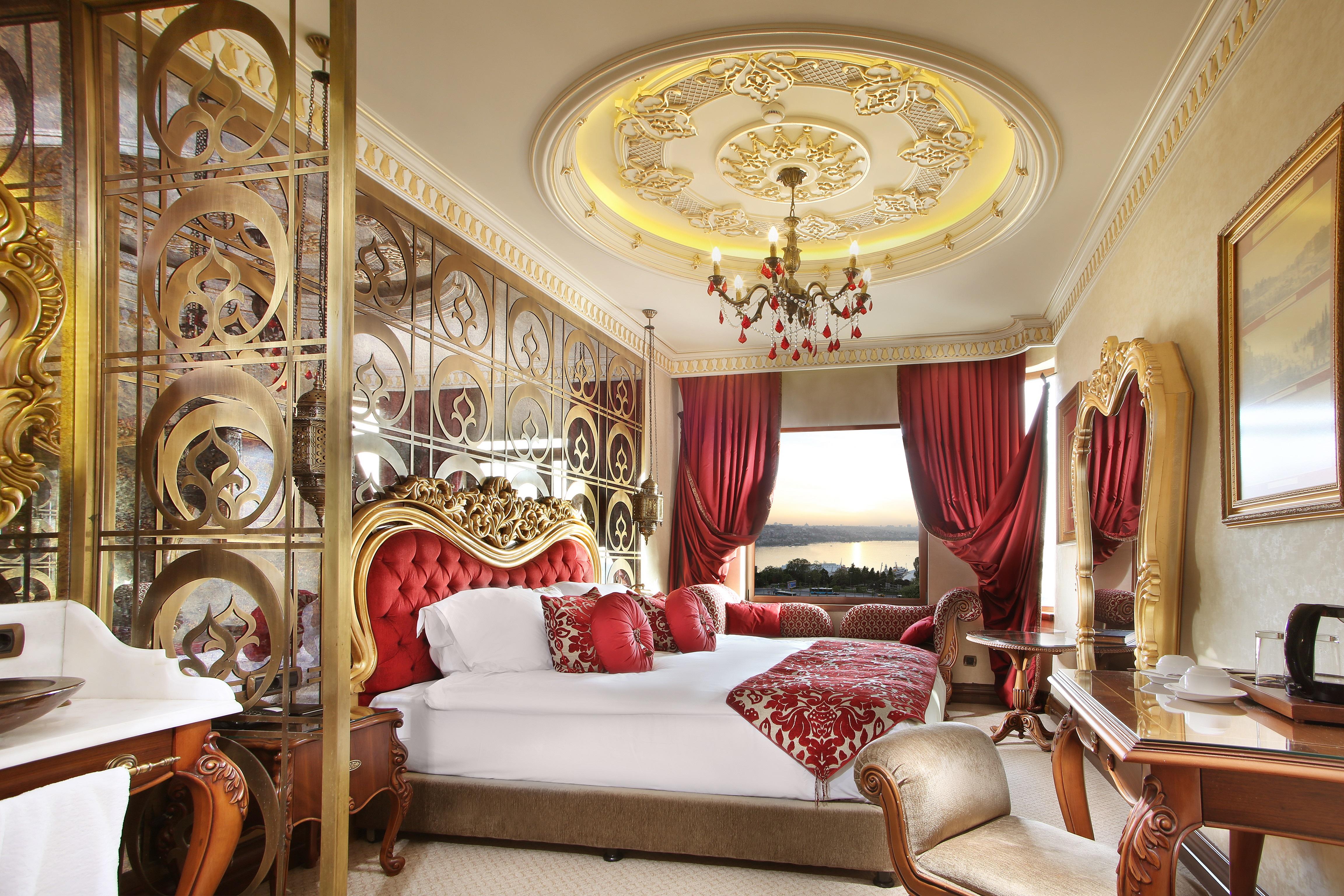 Daru Sultan Hotels Galata Istanbul Exterior photo A suite at the hotel