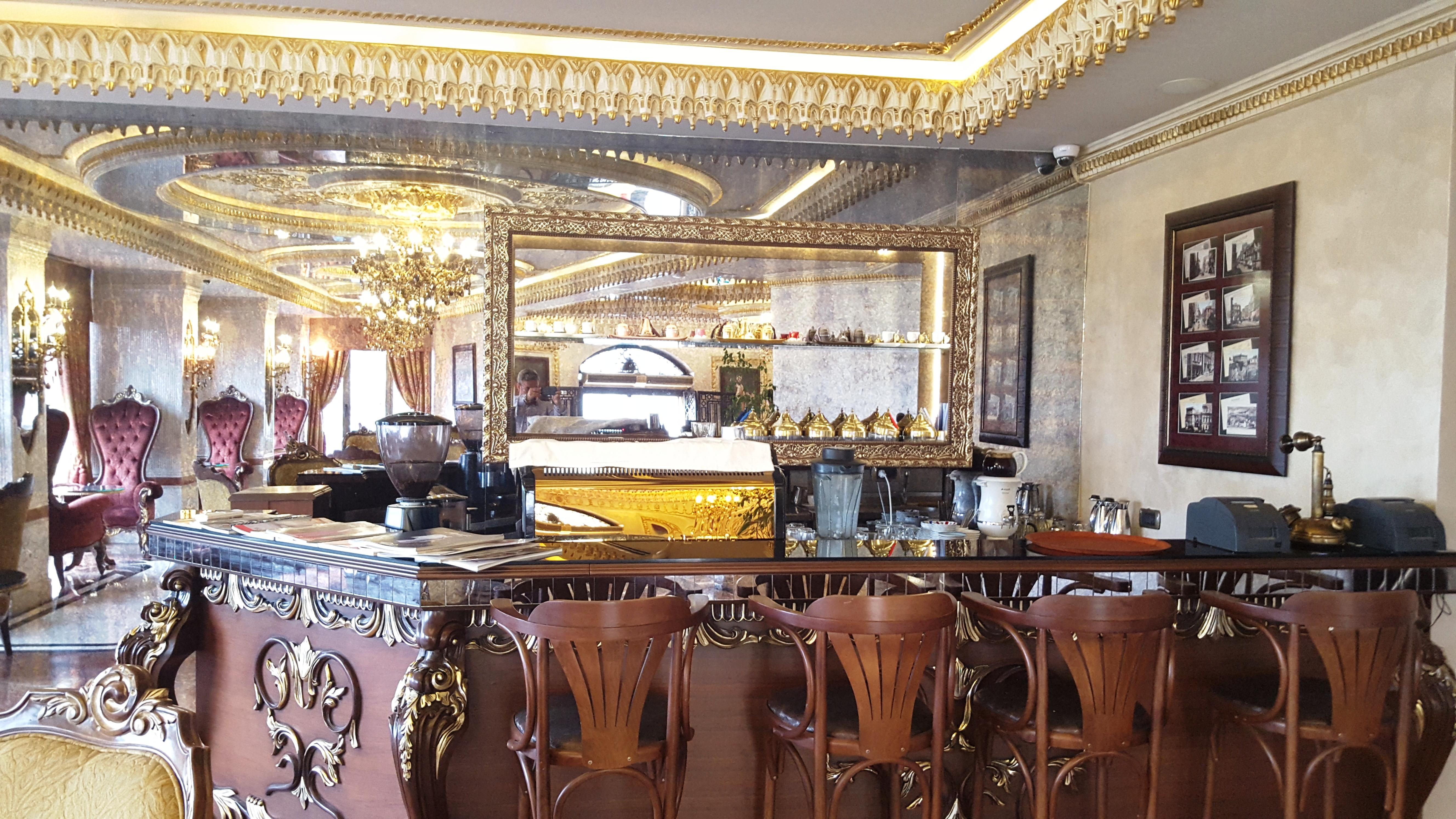 Daru Sultan Hotels Galata Istanbul Exterior photo Interior of the restaurant
