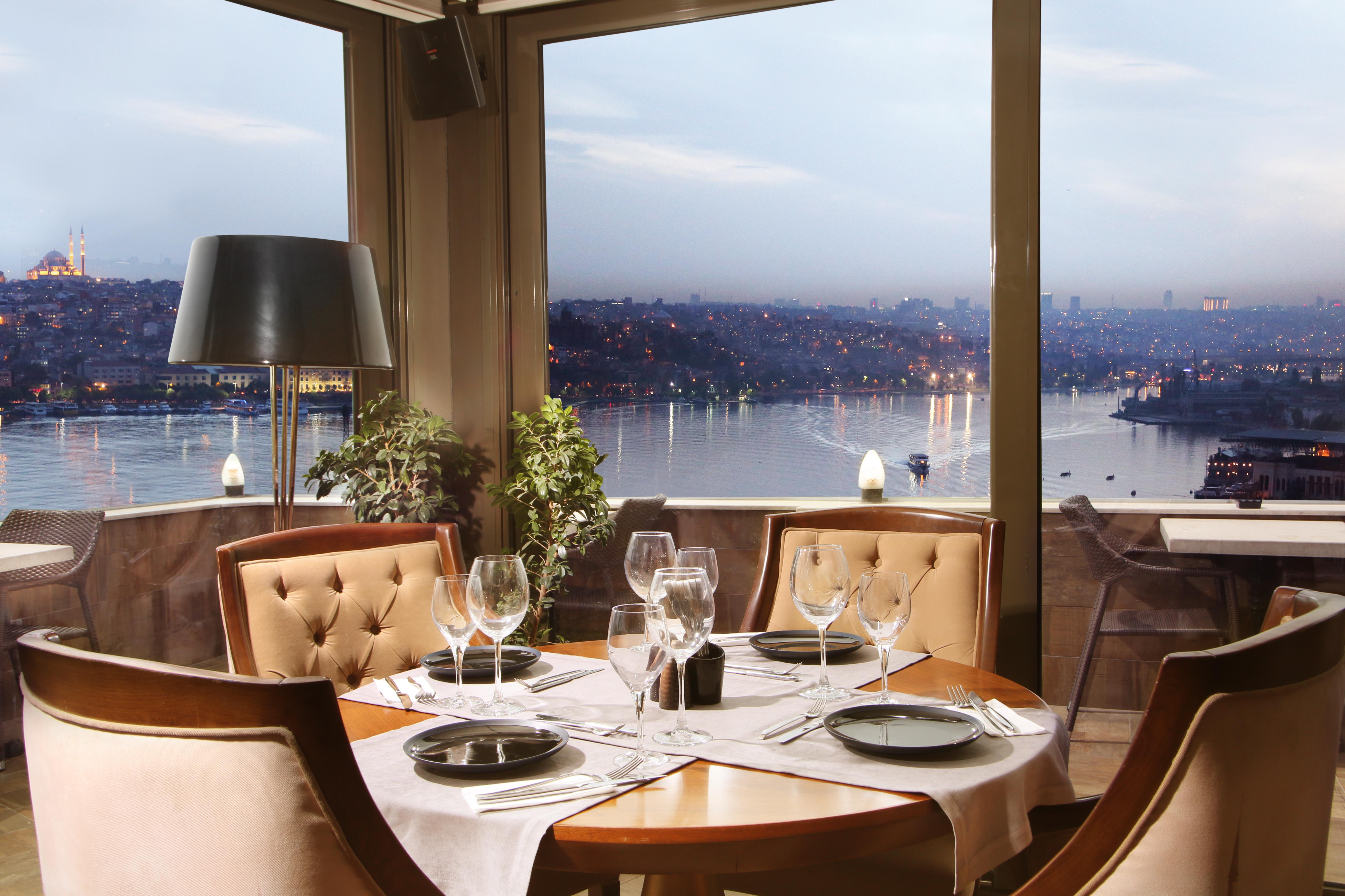 Daru Sultan Hotels Galata Istanbul Exterior photo The restaurant
