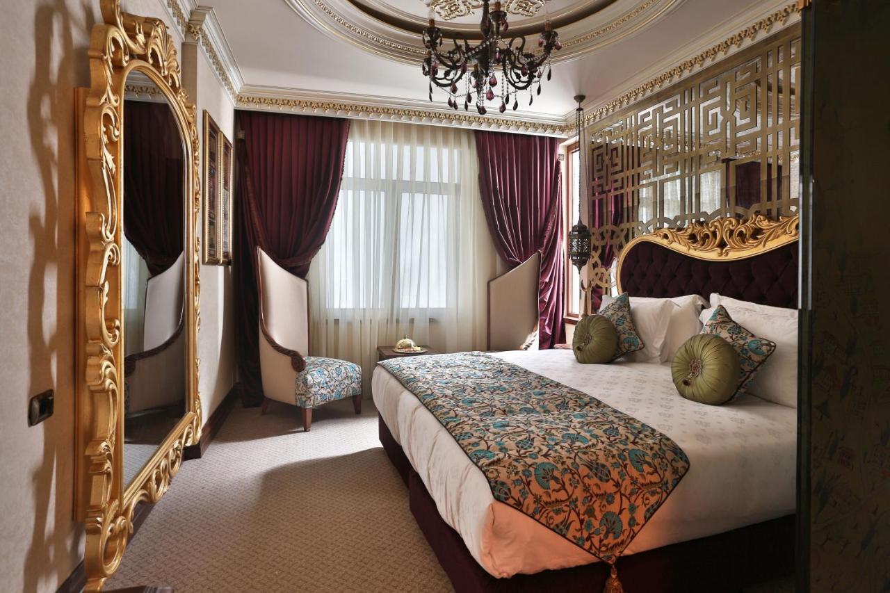 Daru Sultan Hotels Galata Istanbul Exterior photo A room at the hotel